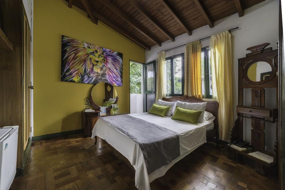 Ayenda Habana Vieja 1221 Hotel Medellín