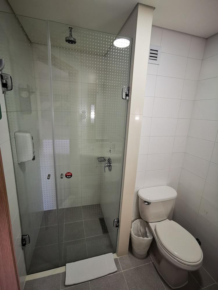 Ibis Hotel