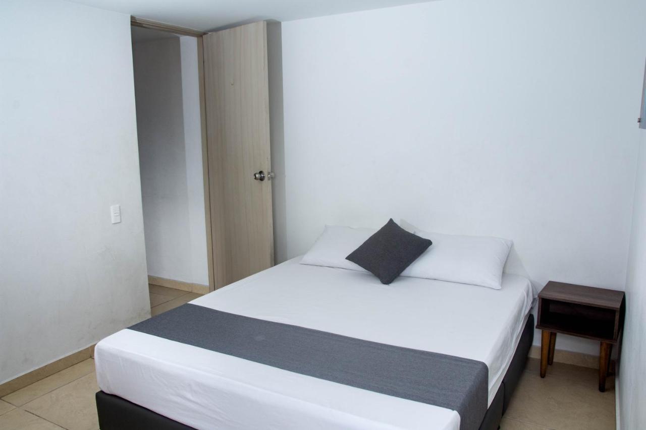 13 Trece Aparta 3* Medellín