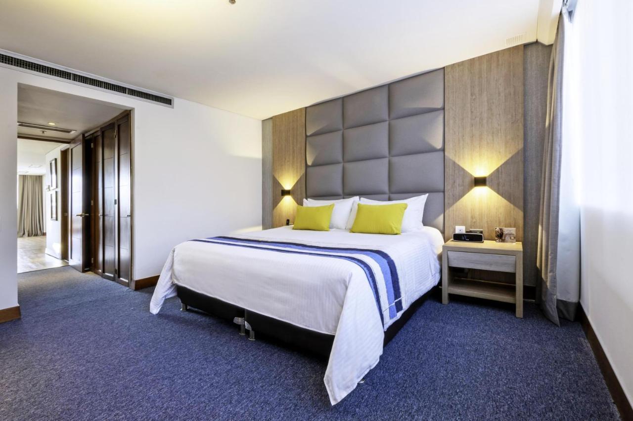 San Fernando Plaza 5*