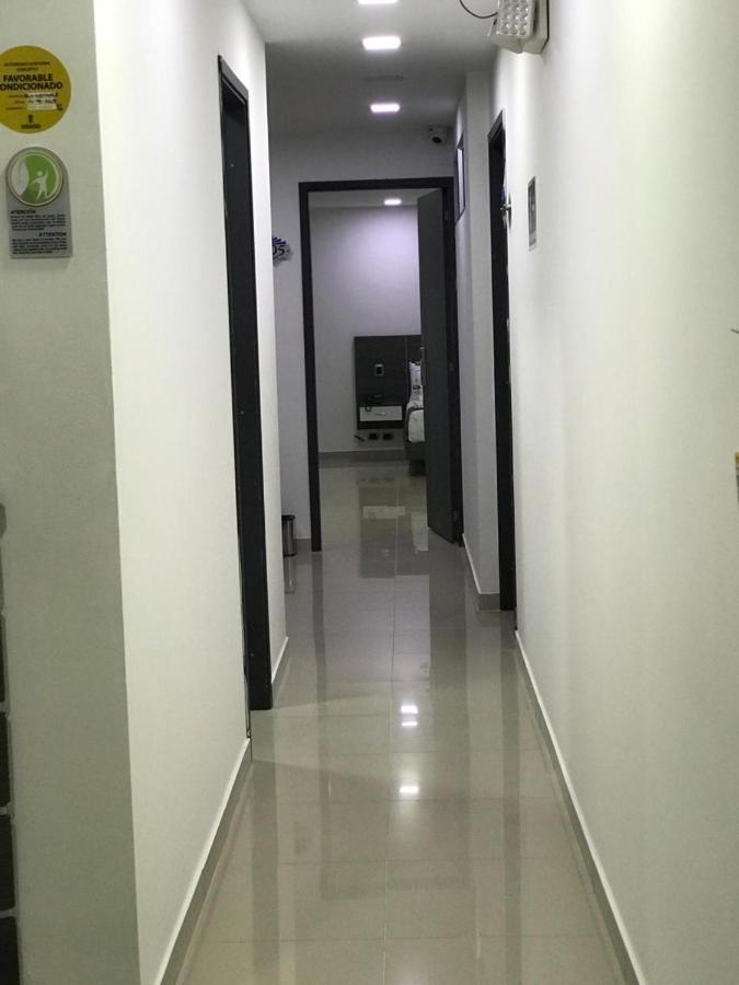 10 Express 3* Medellin