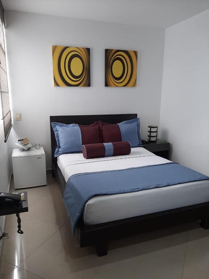 Gold 3* Medellín