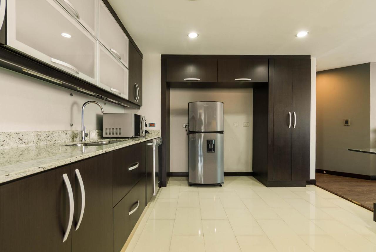 Poblado Alejandria Apartahotel Medellín