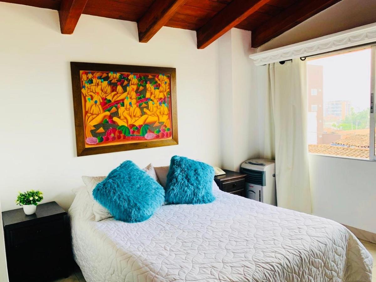 Lleras Premium #1 Hotel
