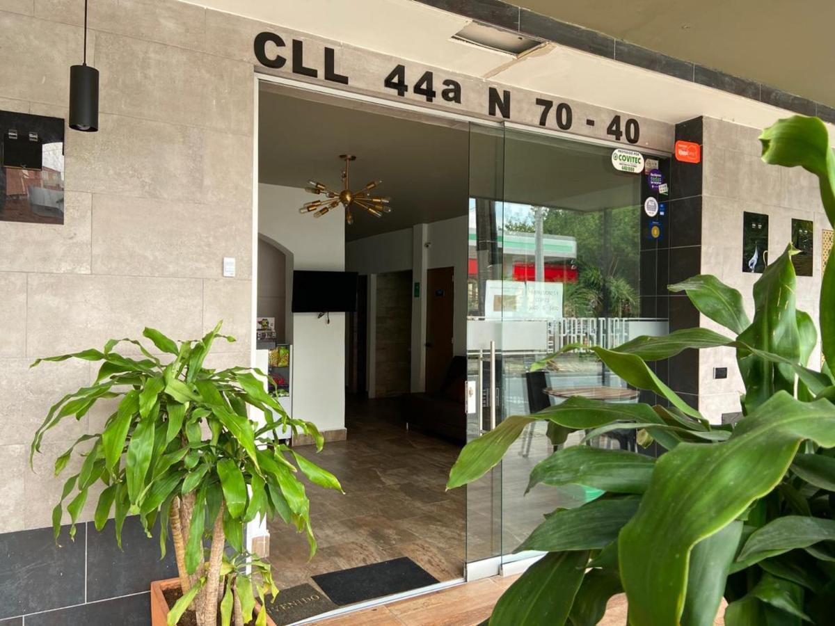 Hotel Prestige 70 *
