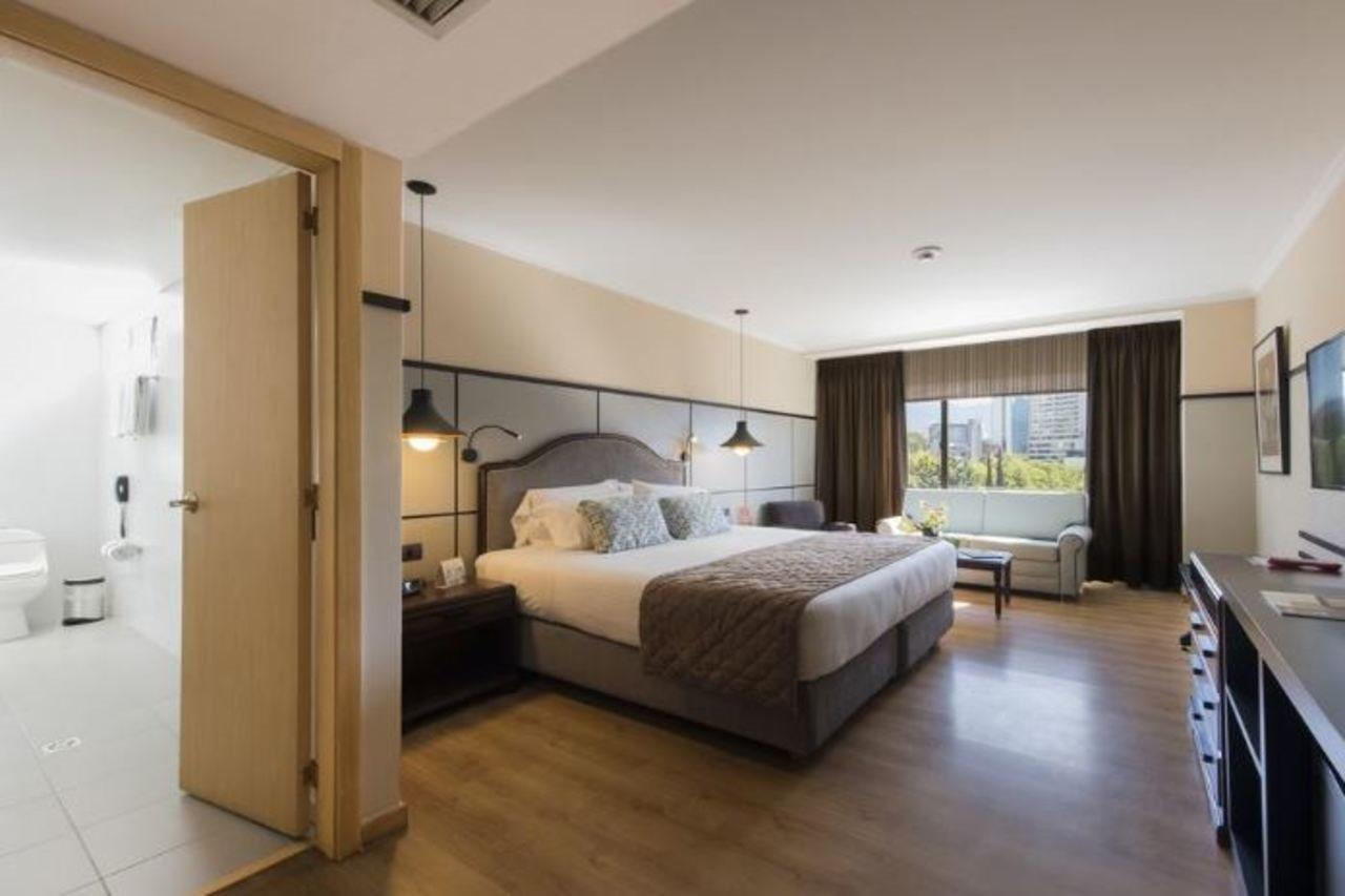 Poblado Plaza 5*