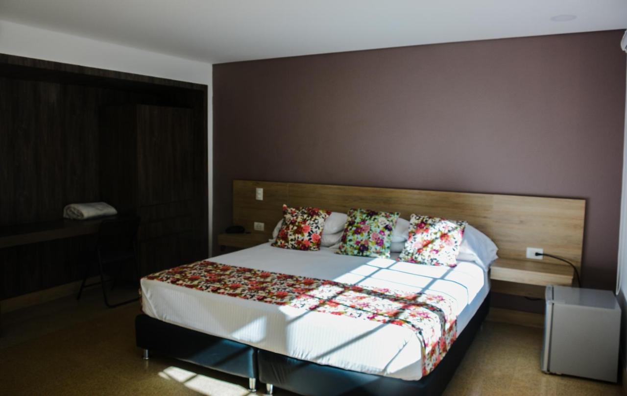 Poma Rosa Hotel