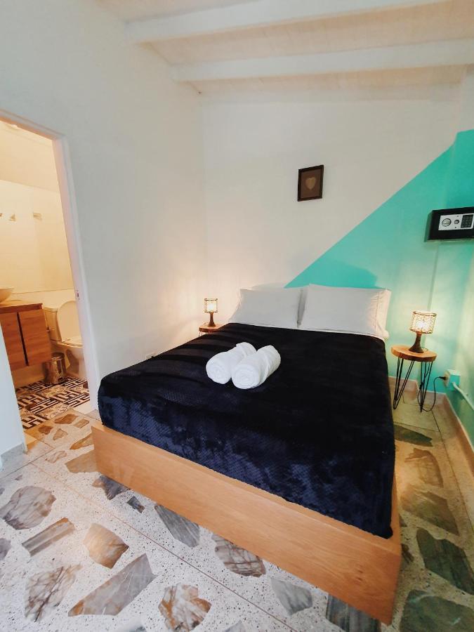 Hostal La Playa Hostel&rooftop *
