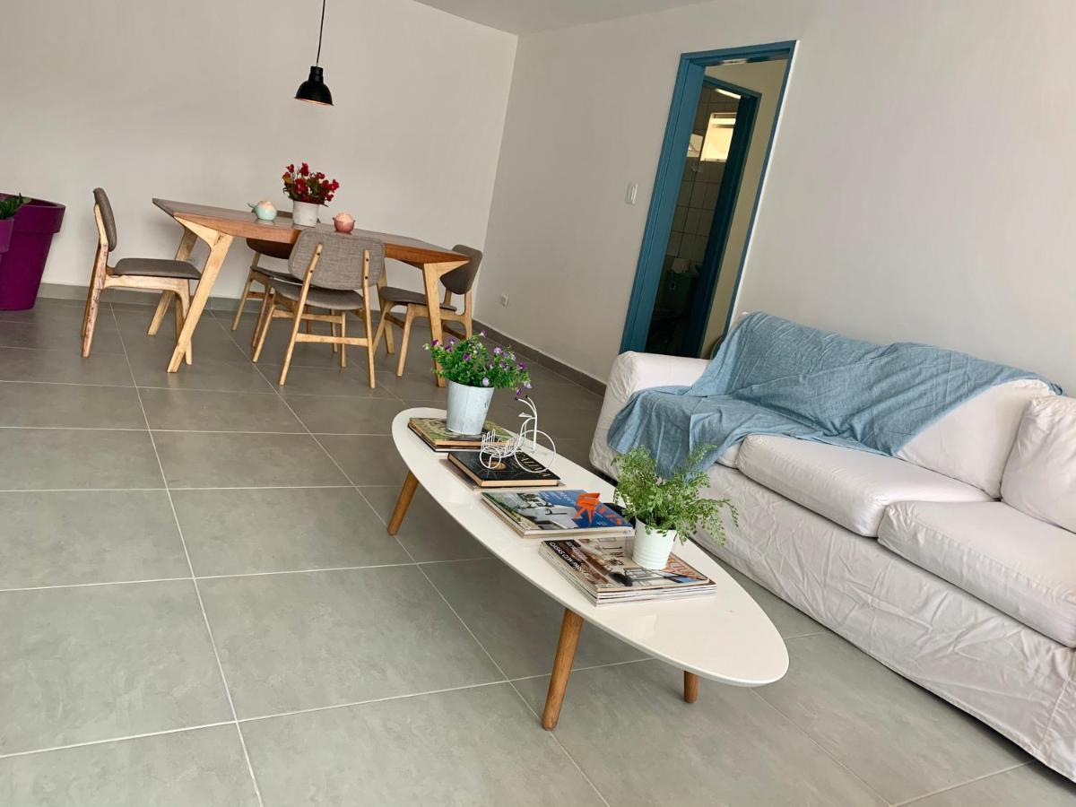 Charming In Downtown - Aris 301