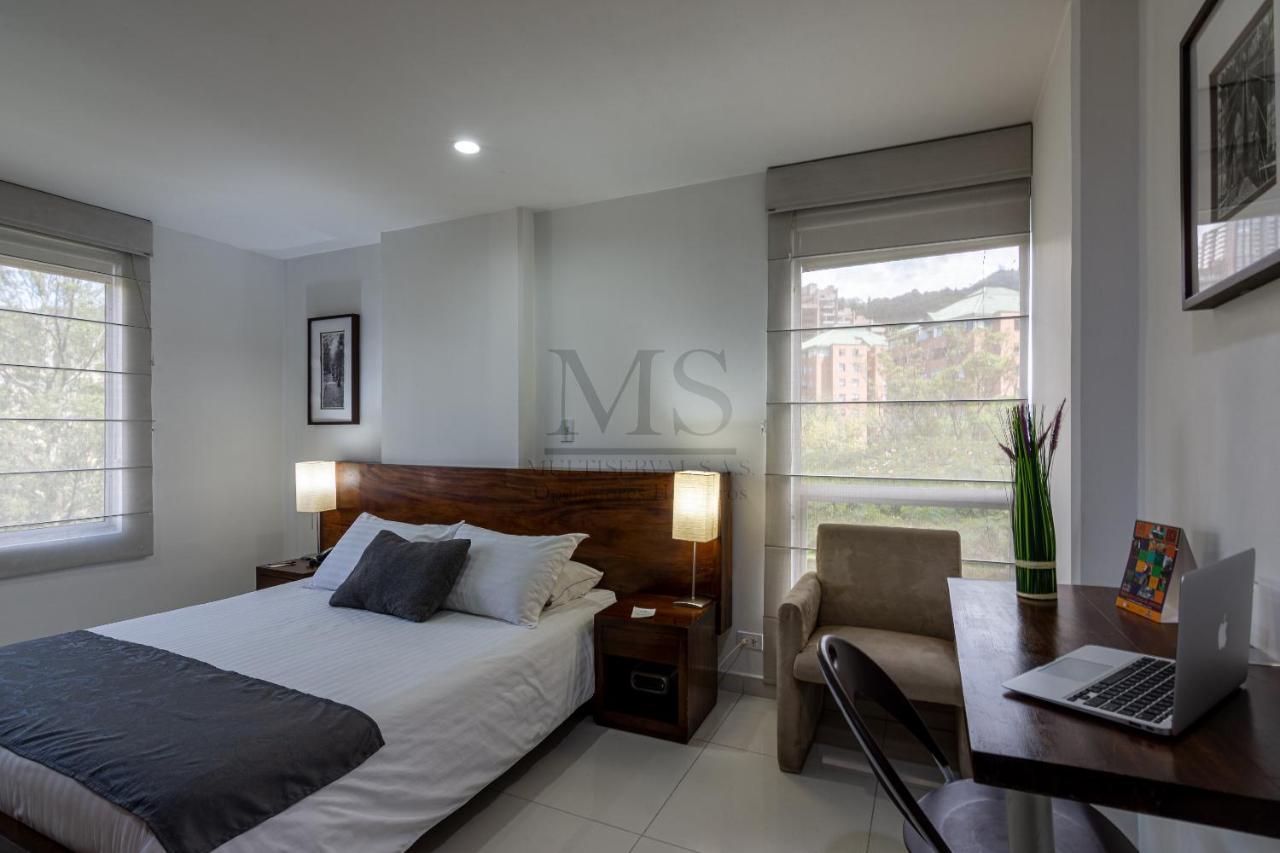 Apartamento Cyan Suites *