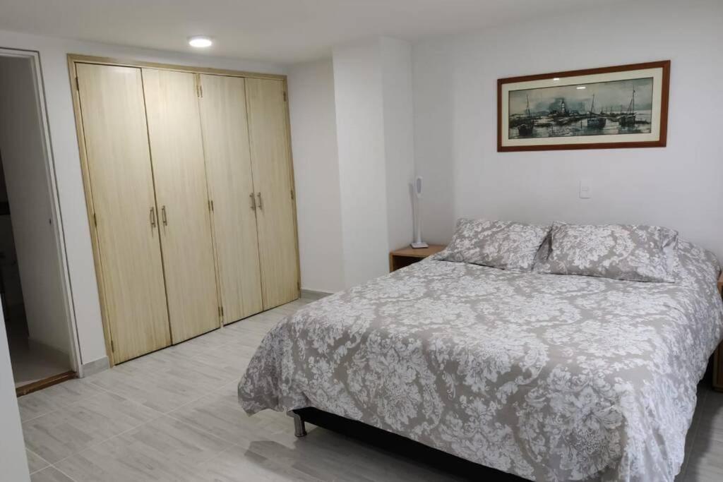 Studio Next To El Parque Del Poblado *