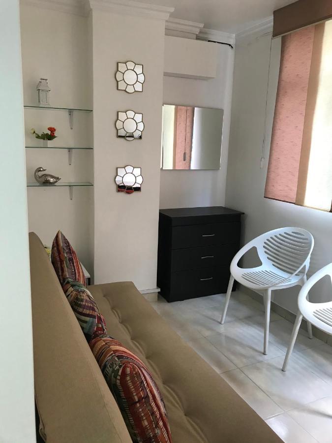 Apartamento Amoblados Jg De La 70