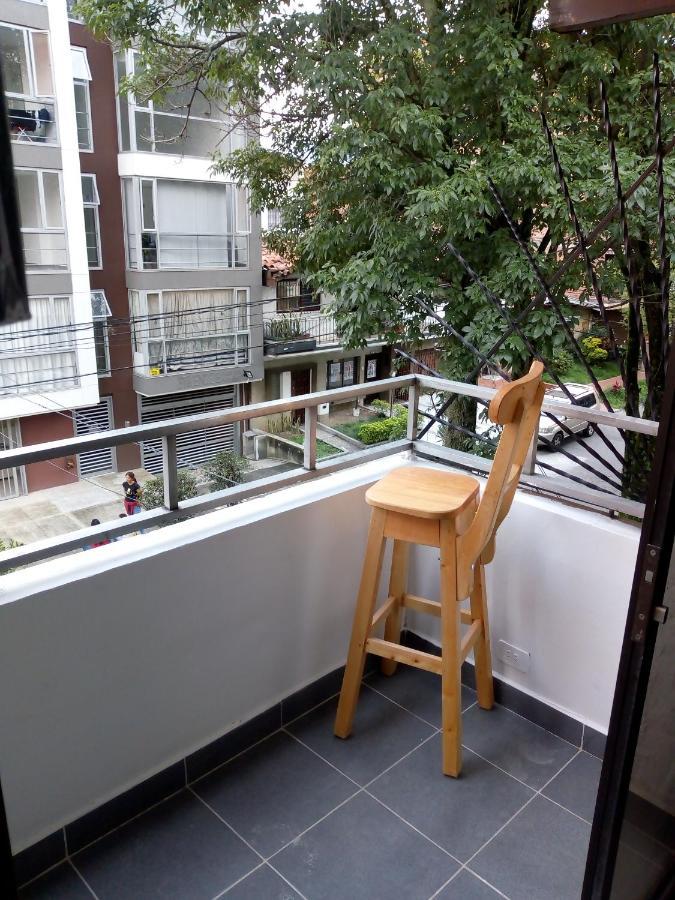 Apartamento Con Balcon Laureles Estadio