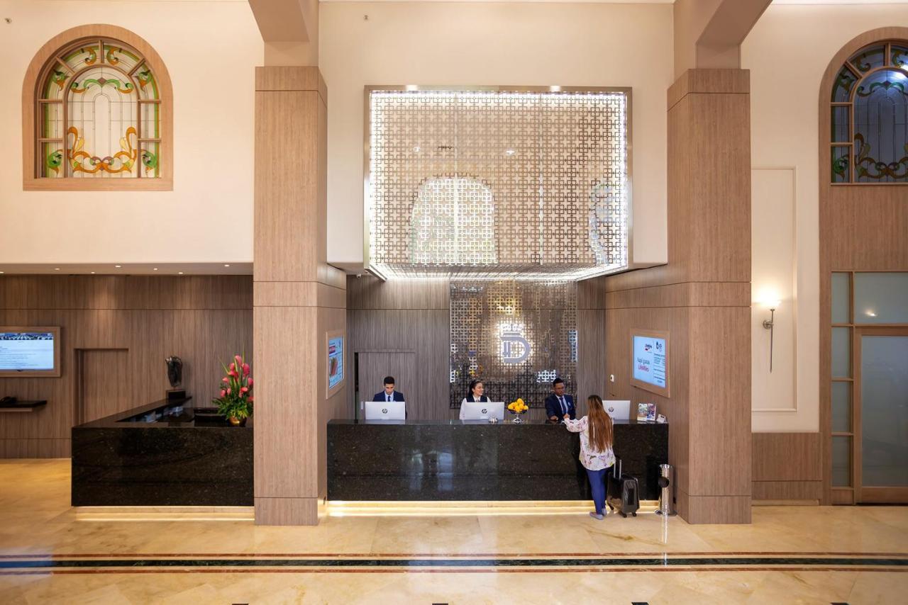 Hotel Dann Carlton 5*