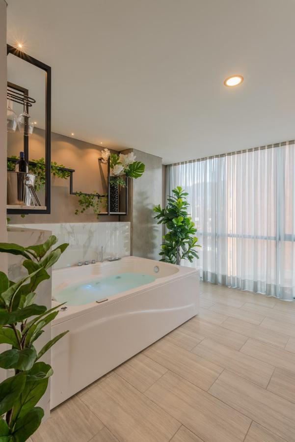 Vpv Hotel 4*
