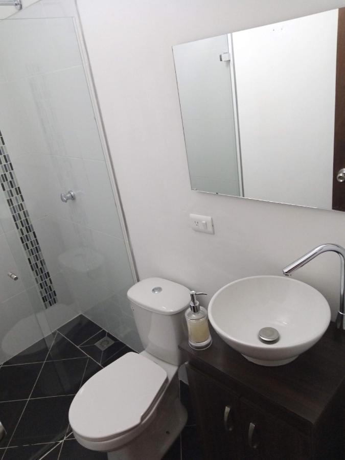 Apartment Vip Apartasuites Rosales *