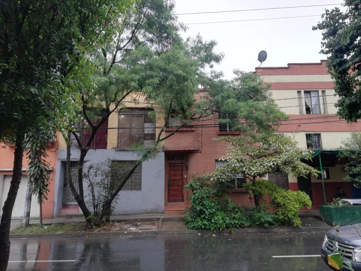 Prado Station Casa Pensión Medellín