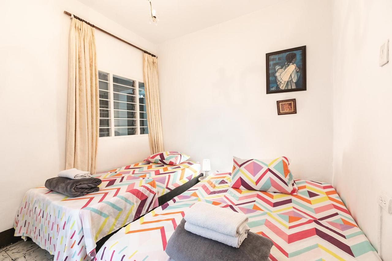 Hostal Florentina Symbiosis *
