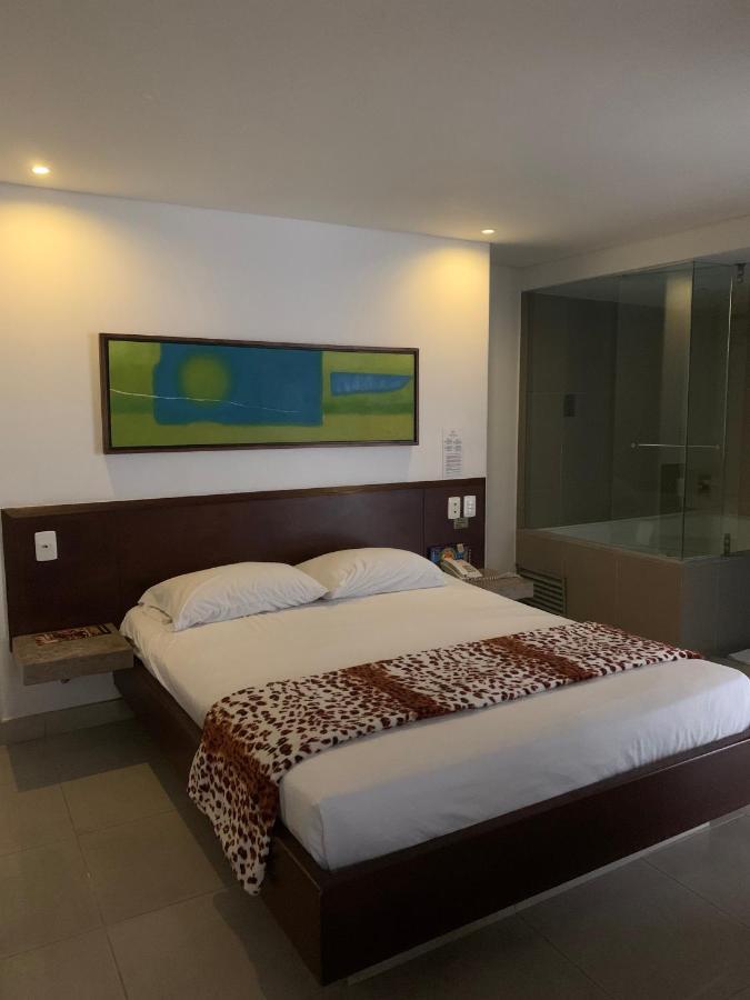 Hotel Romanza Medellin Hotel 3*