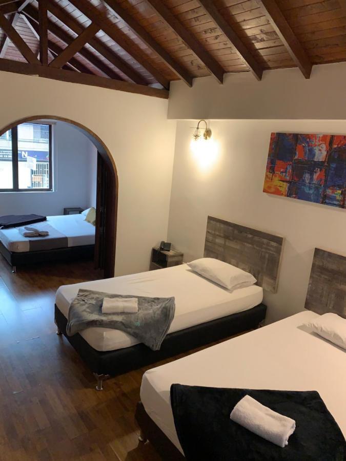 Porton Colonial Hotel
