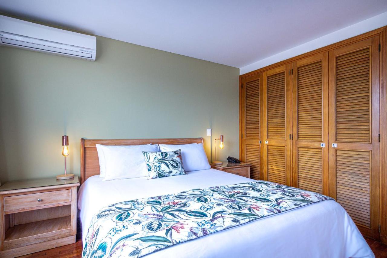 Alcazar De Oviedo By Ee Apartahotel