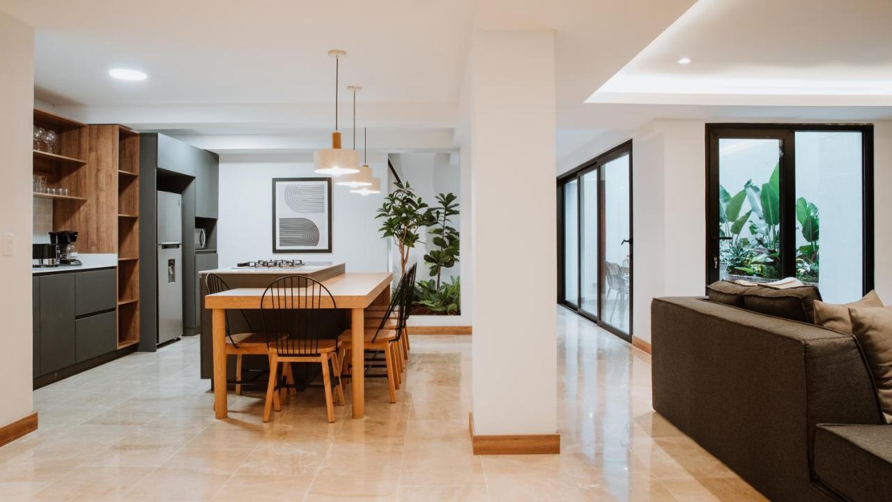 Villaz Luxury Apartahotel *