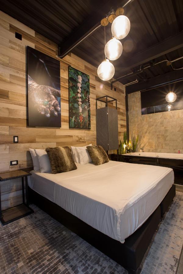 Lleras Park Concept Hotel 2*