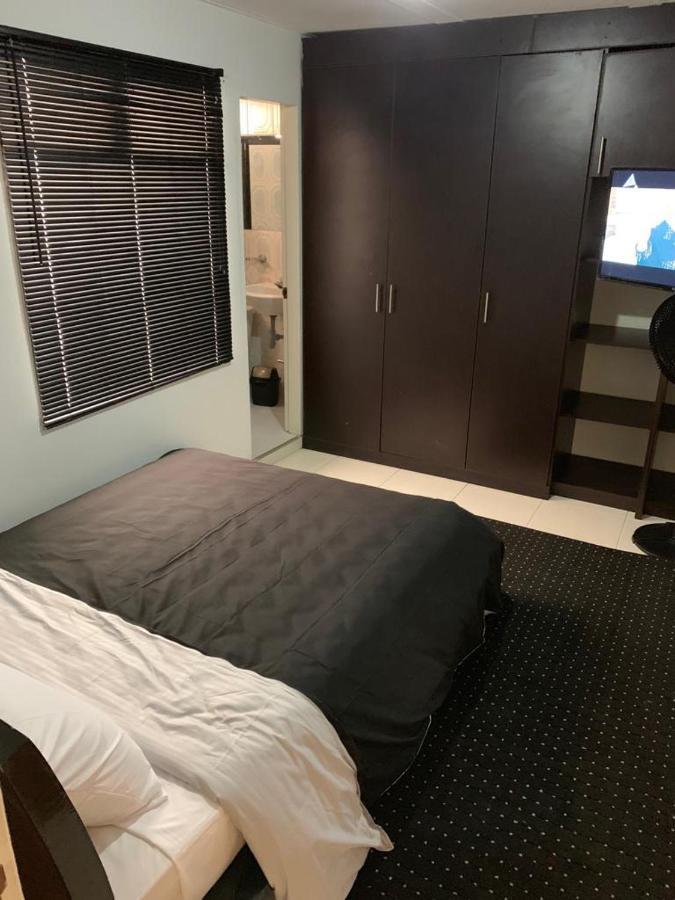 E2 Comodo Y Amplio Apartamento En Laureles Estadio 120 Mts2 Apartamento