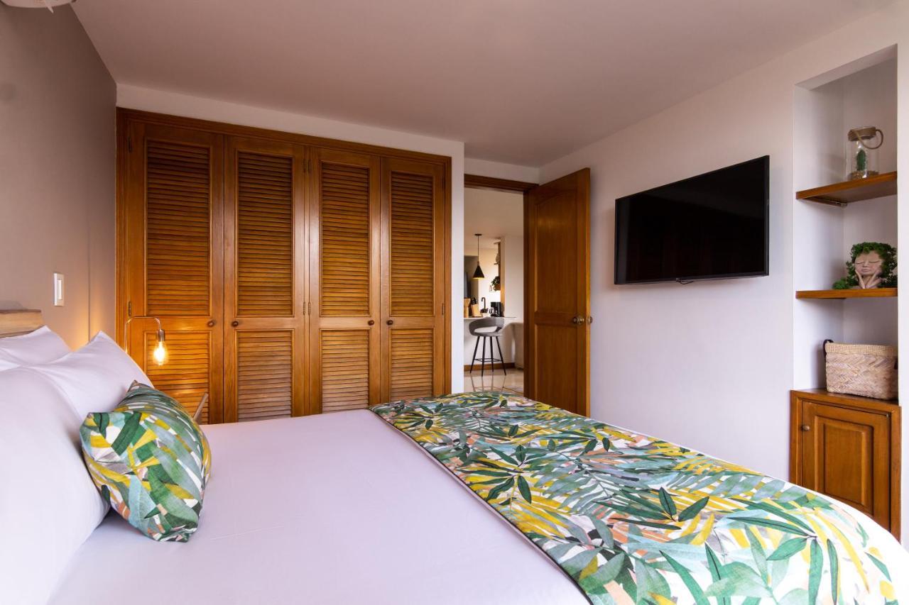 Apartahotel Alcazar De Oviedo By Ee
