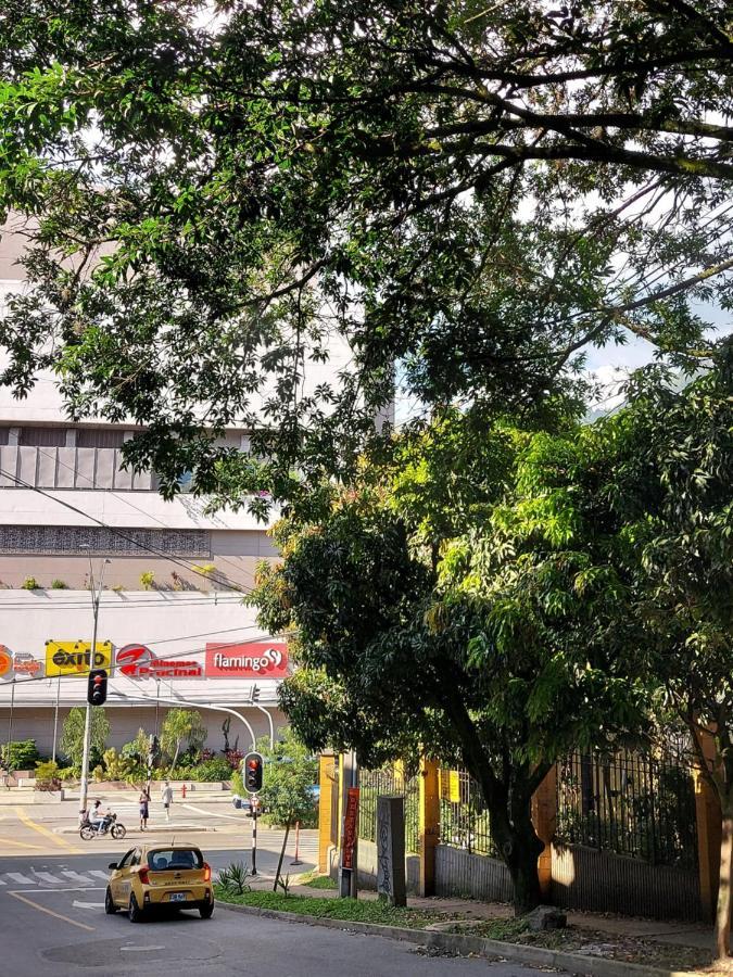 Apartamento Centro Comercial La - 3 Medellín