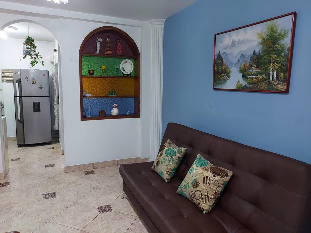 Apartamento Centro Comercial La - 3 *