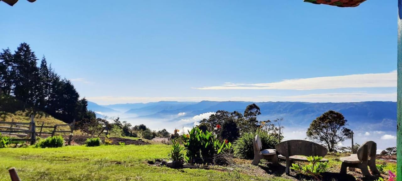 Poblado de Monte Alvernia