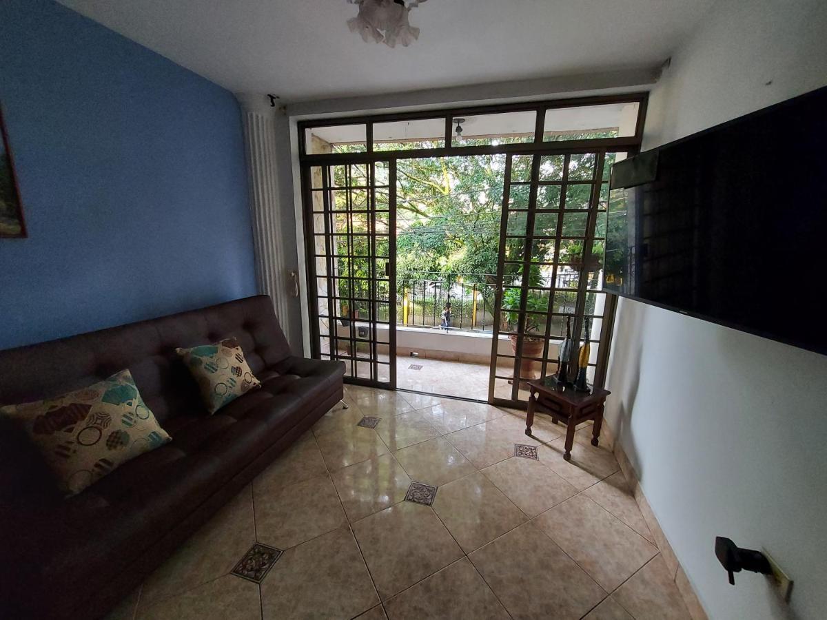 Cerca Mall La Y Estación Tranvía Apartamento Medellín
