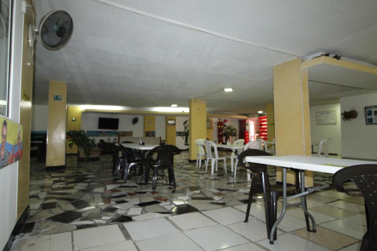 Hotel Zandalo *