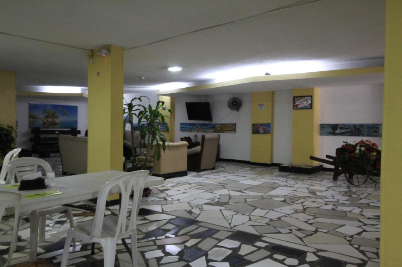 Zandalo Hotel *