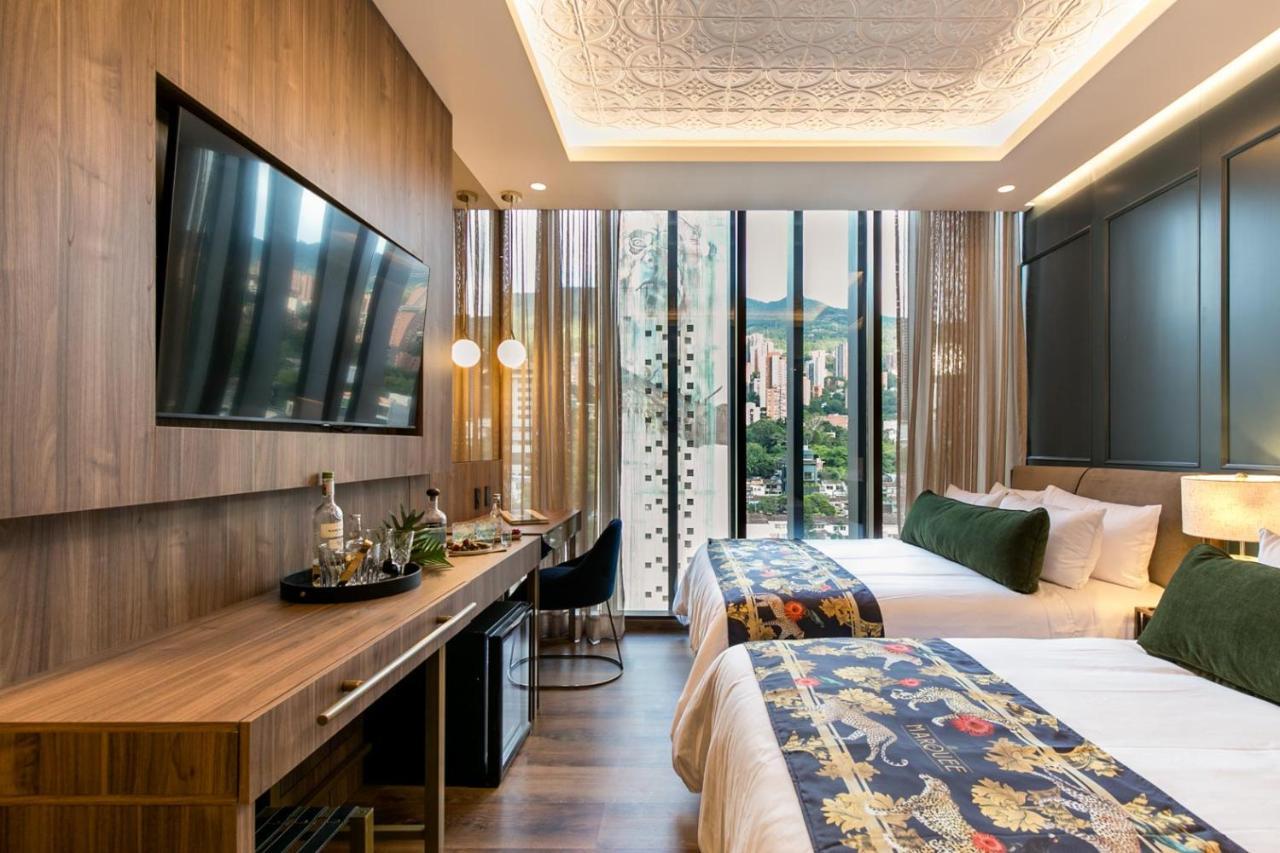 Marquee Hotel 5*
