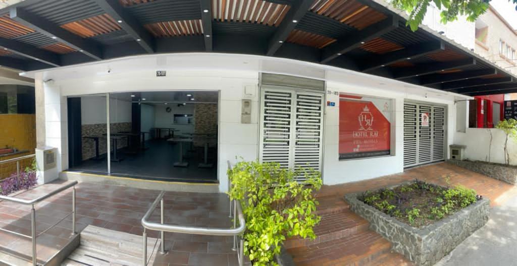 Rai Hotel *