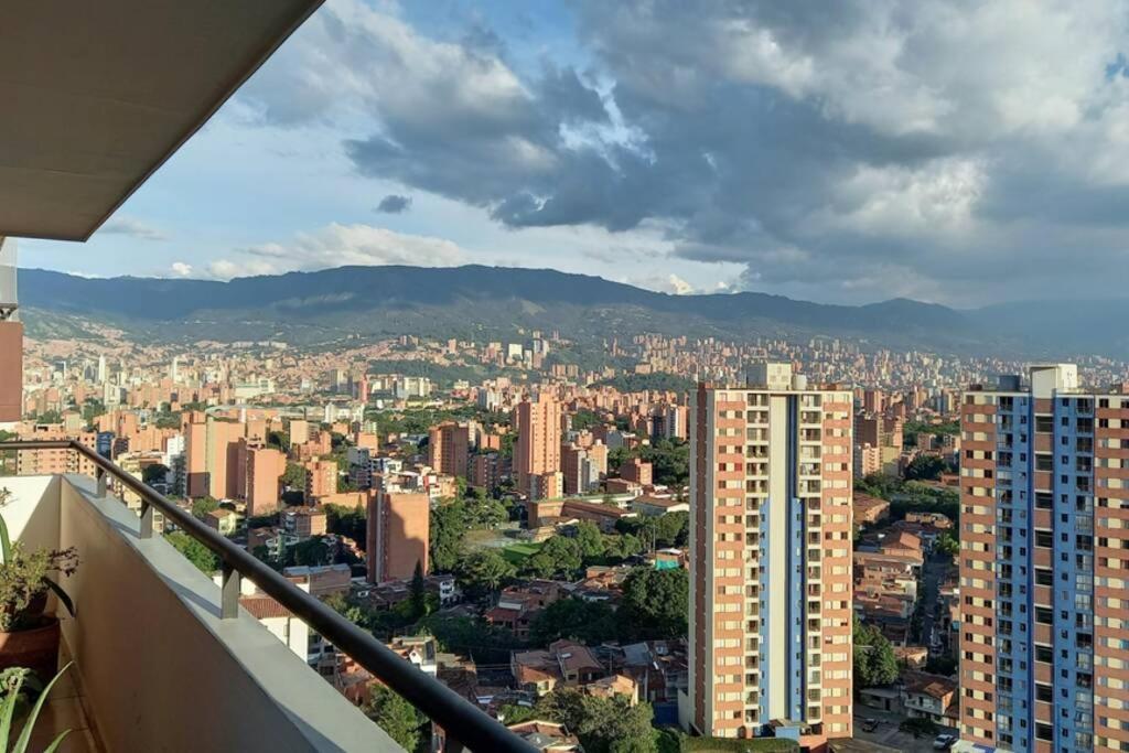 Apartamento En Calasanz Con Piscina Y Parqueadero