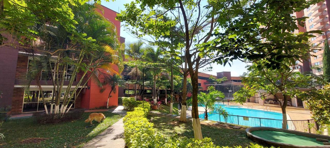 En Calasanz Con Piscina Y Parqueadero * Medellín