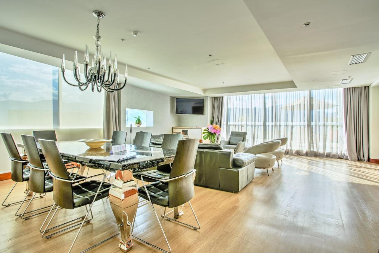 San Fernando Plaza 5*