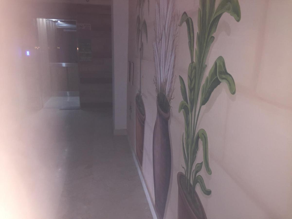 Apartamento Nuevo, Moderno , Elegante Y Muy Bien Ubicado , En Laureles *