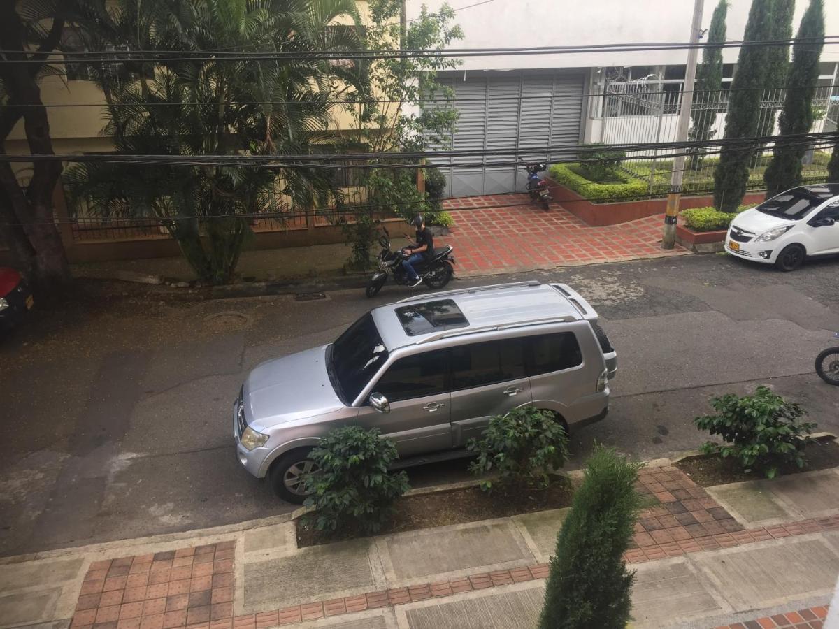 Apartamento Nuevo, Moderno , Elegante Y Muy Bien Ubicado , En Laureles *