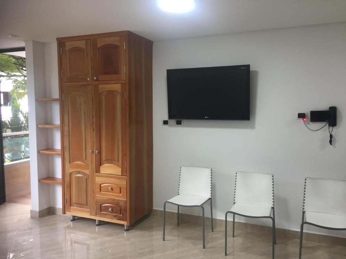 Apartamento Nuevo, Moderno , Elegante Y Muy Bien Ubicado , En Laureles Medellín
