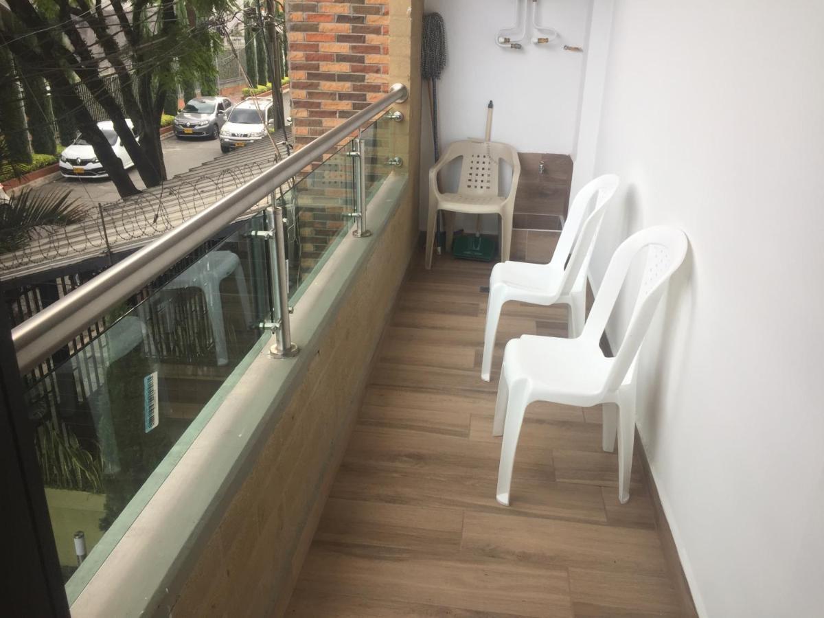 Nuevo, Moderno , Elegante Y Muy Bien Ubicado , En Laureles * Medellín