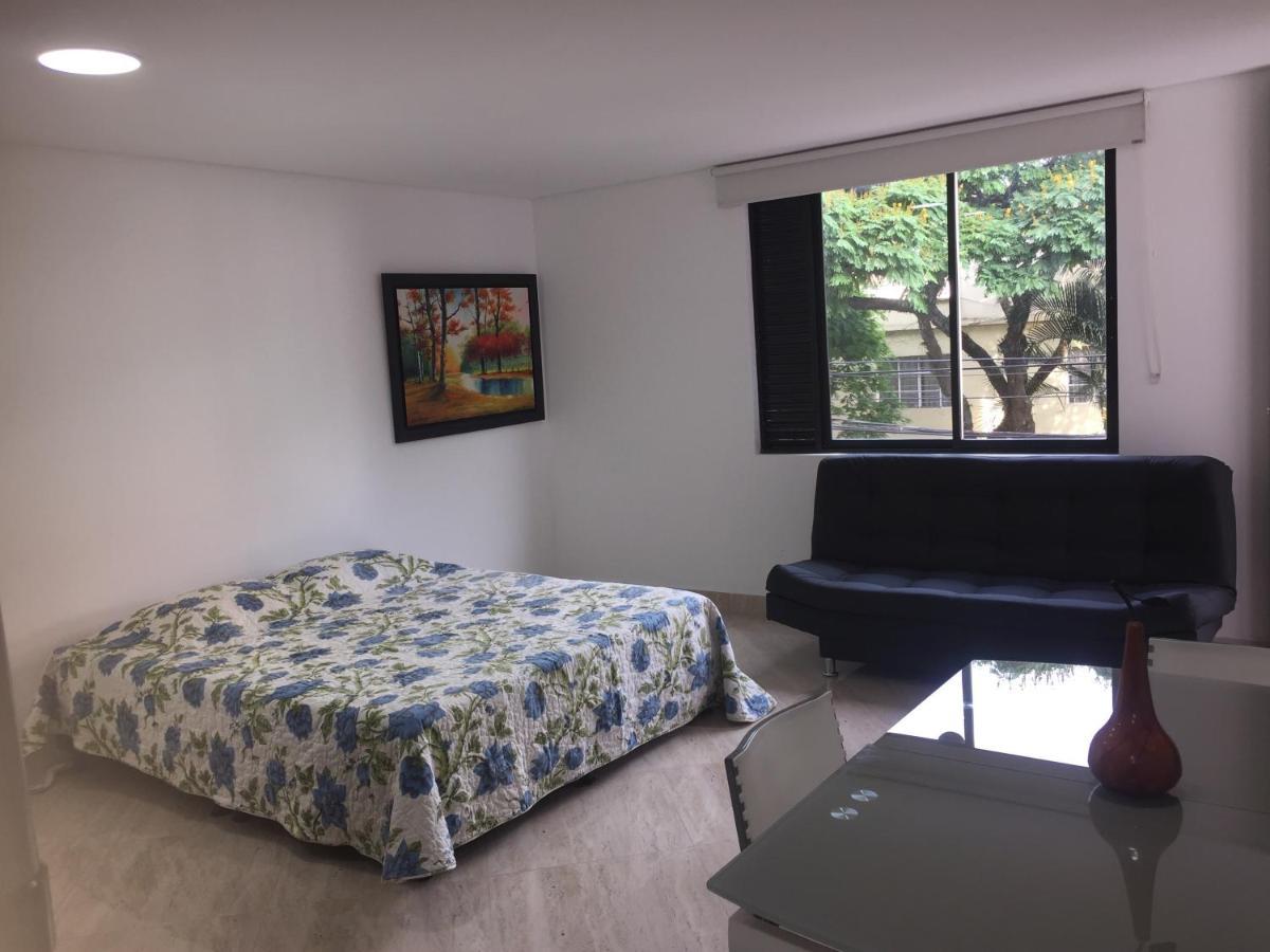 Apartamento Nuevo, Moderno , Elegante Y Muy Bien Ubicado , En Laureles Medellín