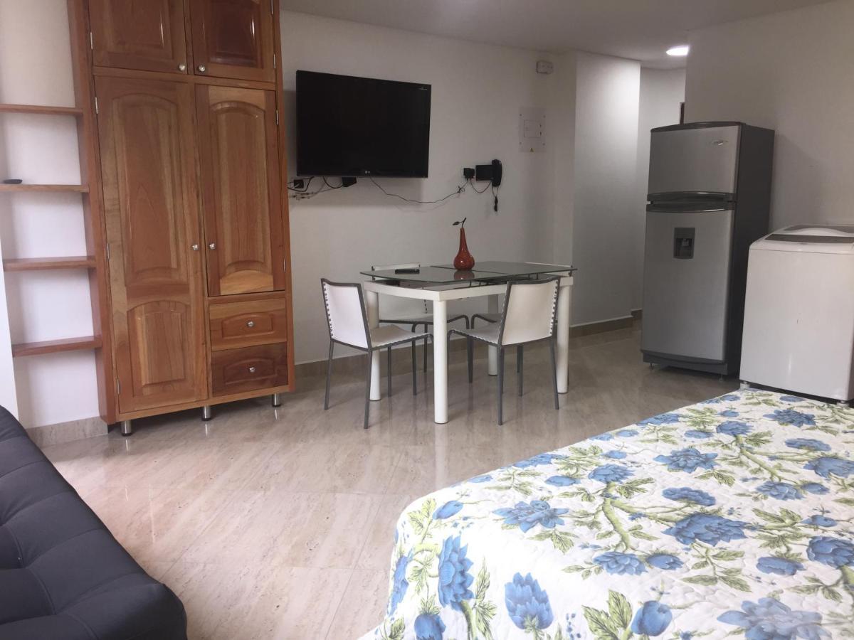 Nuevo, Moderno , Elegante Y Muy Bien Ubicado , En Laureles