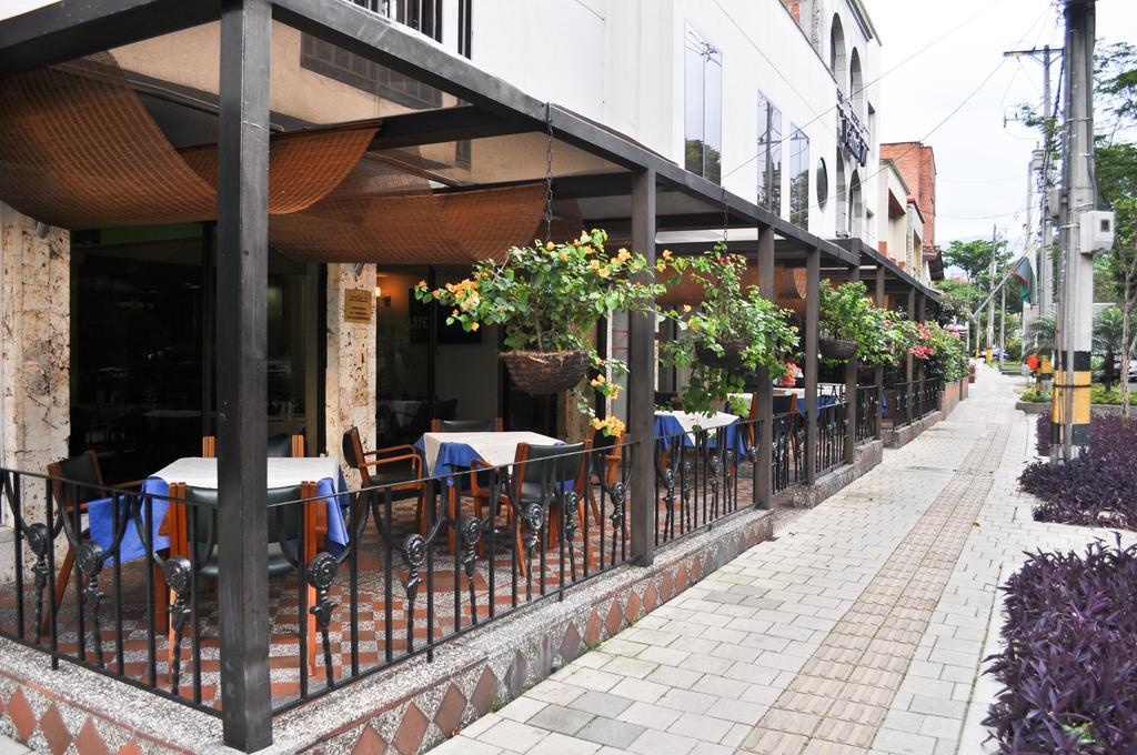 Hotel Laureles 70 3*