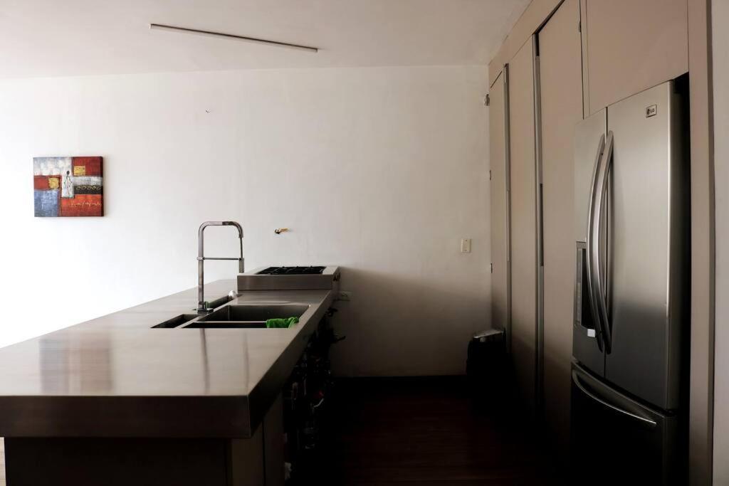 Lux Penthouse Getaway Views Hot Tub Sauna Medellín