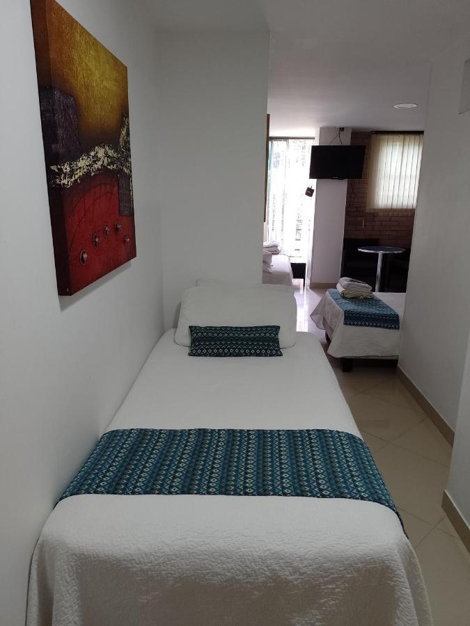 Apartahotel Montes *