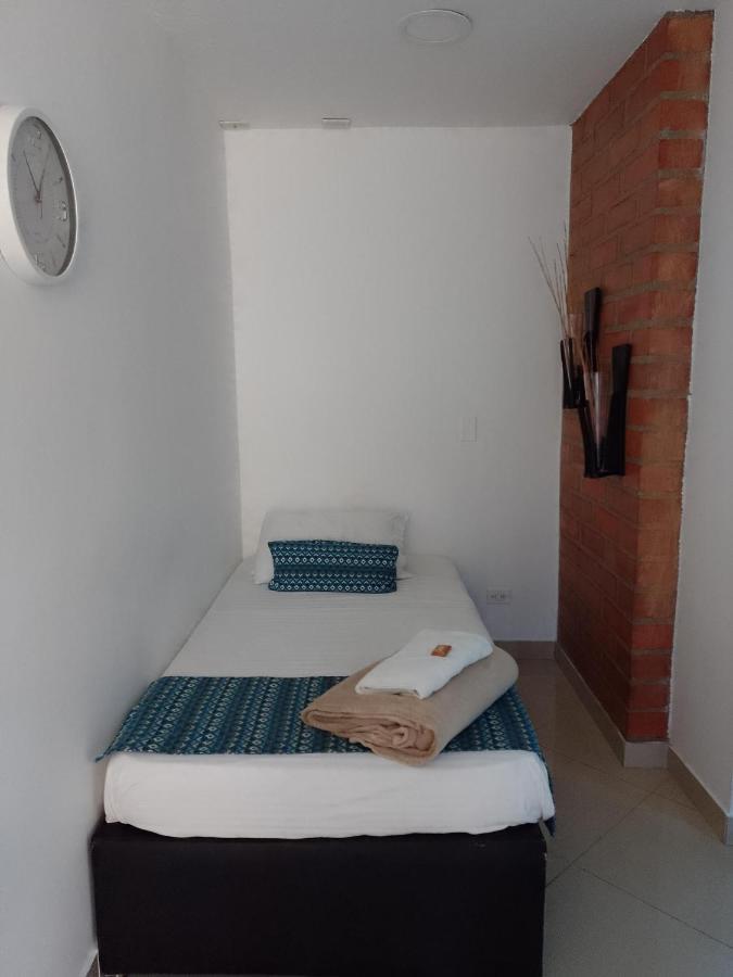 Apartahotel Montes *